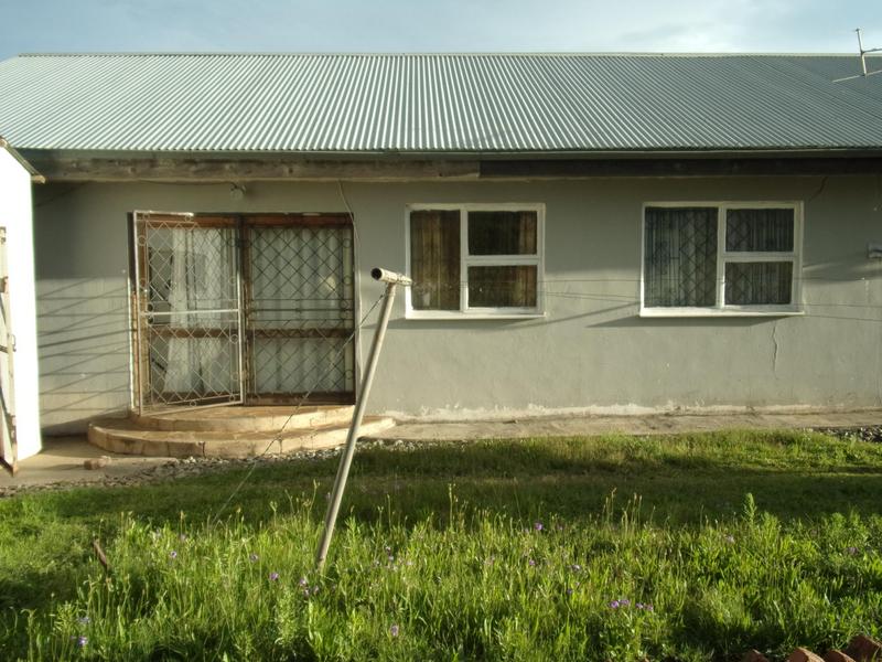 To Let 4 Bedroom Property for Rent in Queenstown Rural Eastern Cape